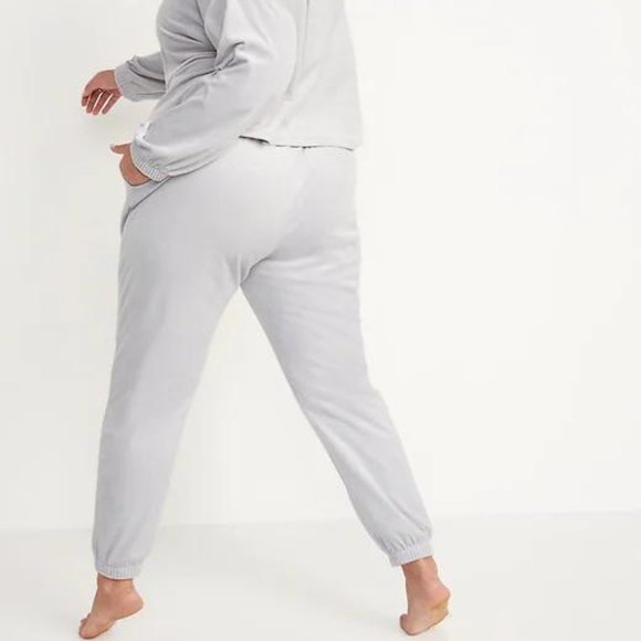 Old Navy High-Waisted Luxe Velvet Jogger Sweatpants for Women New - Picture 3 of 4